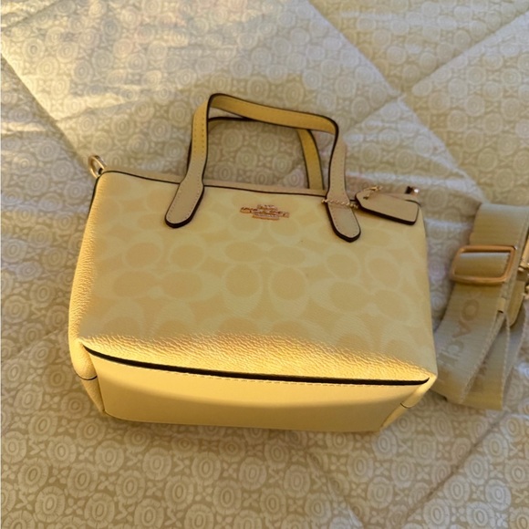 Coach Butter Cream Tote Mini City - Picture 3 of 6